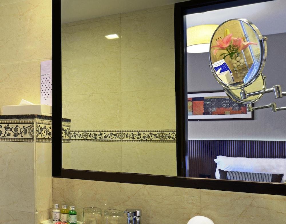 Residency Sarovar Portico Mumbai Exterior foto